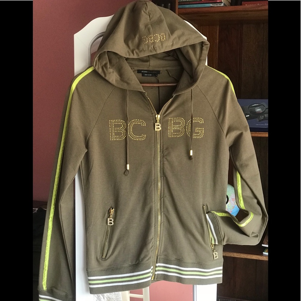 BCBGMaxAzria Hooded  NWT Fall / Spring Jacket Olive Green Gold Detail
